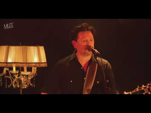 LeNoise - 'Revolution Blues' (Neil Young cover) live at CC Muze