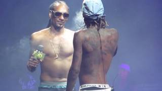 WIZ KHALIFA VS SNOOP DOGG! SMOKING CONTEST! LIVE ON STAGE!