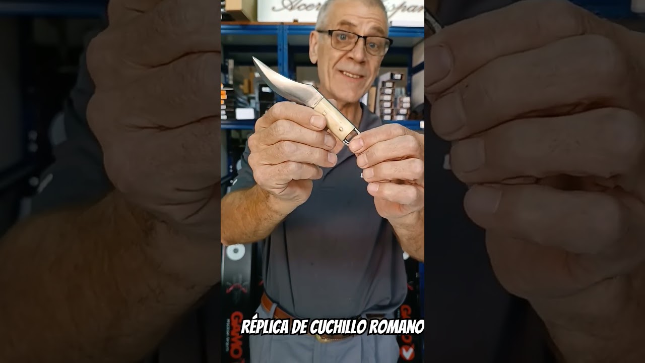 Replica del coltello romano
