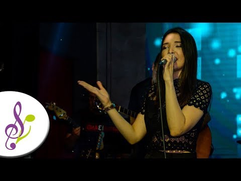 Anja Glušica - Cure privode (Škola pevanja Super Voice & Pegart Studio)