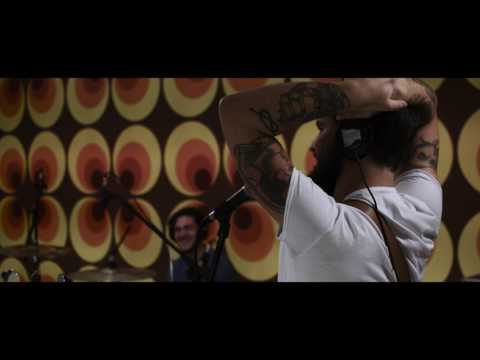 LE ENDRIGO - "La Guerra" live studio session @ Studio 2