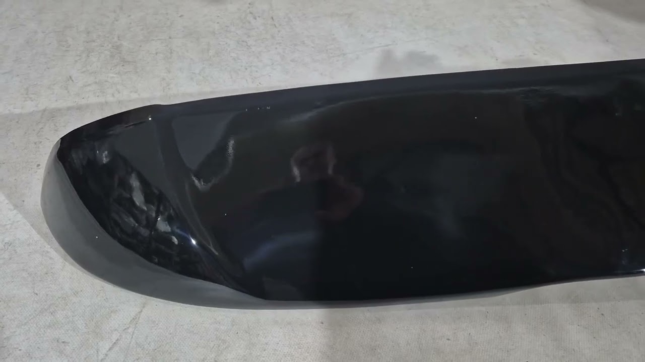 Opel Corsa E 2015–2019 Spoileri DPT V-2 (kiiltävä musta) Video 1