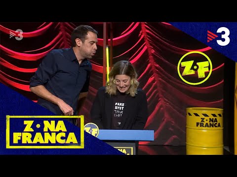 En Joel entrena a l'Ángela Cervantes per aprendre a rebre premis - Zona Franca