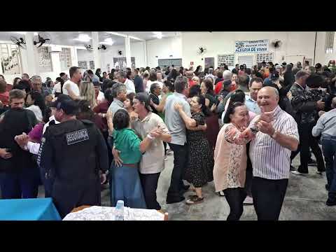 Vamos dançar no Alegria de Viver em Guaraniaçu Paraná(com marcos e margarida)