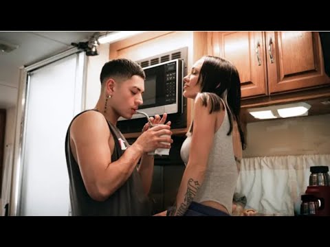 LA JOAQUI - Amanecemos (Video Oficial)