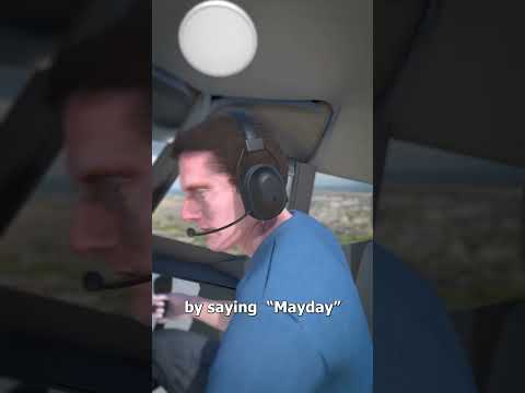 Emergency Plane Landing 😮 (explained)