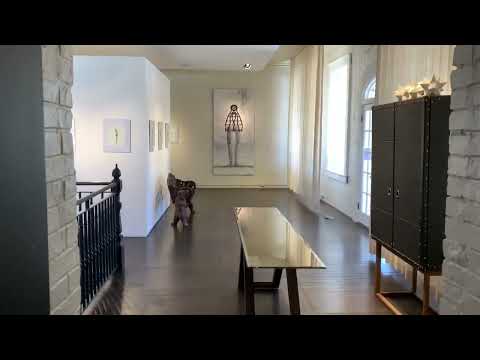 Dover Oildraulic MRQ 25 Hydraulic Elevator at 1915 Main Street in Fredricksburg, TX