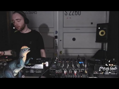 Youngg P @ 20ft Radio