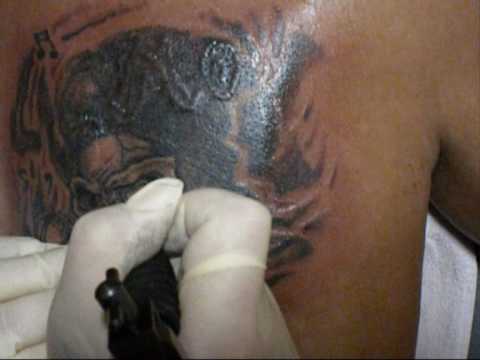 Tattoo-Sensation - Scotty76 - Moe Mitchell Ist Auch Ganz Zufrieden.wmvTattoo-Sensation