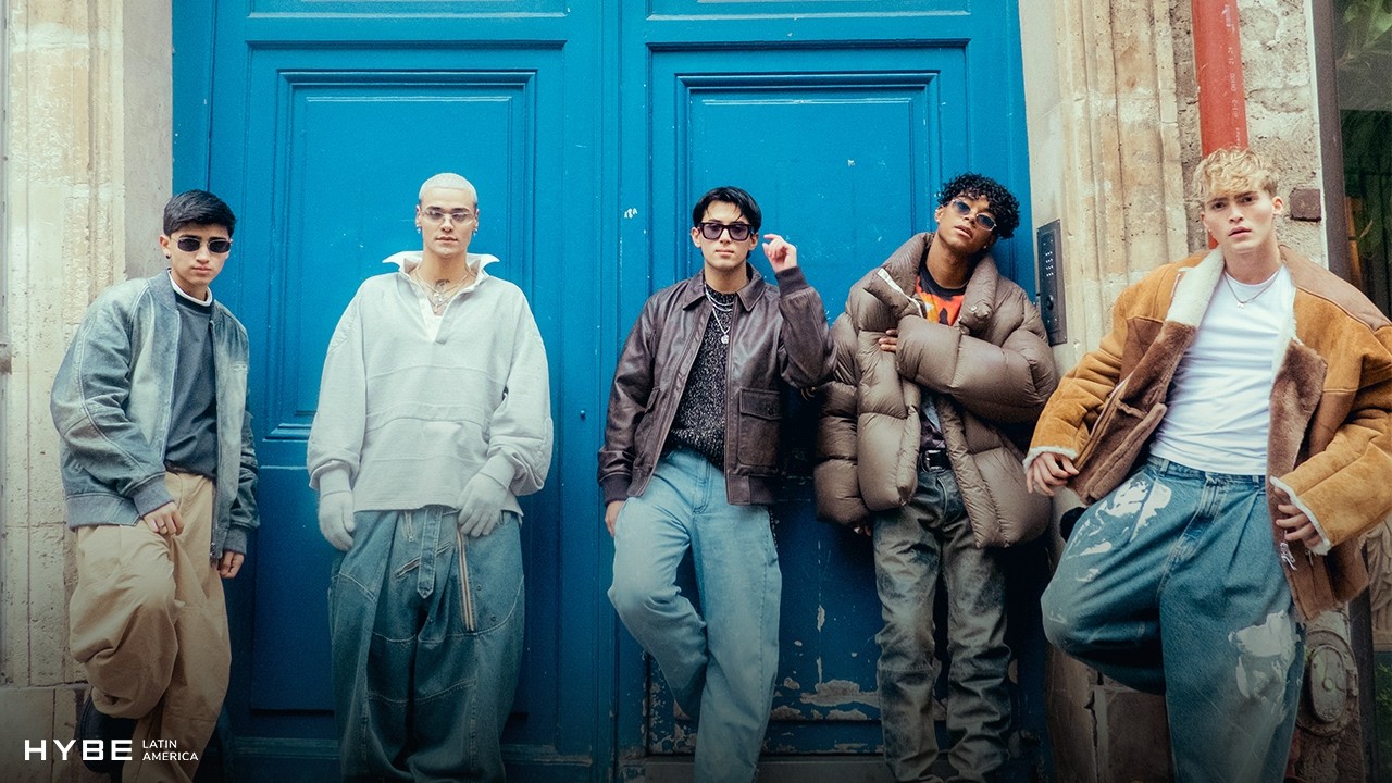 SANTOS BRAVOS - "MHM" Official Lyric Video