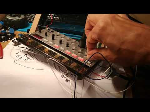 Korg Volca Bass FM mod Vco level mod