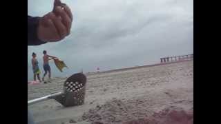 preview picture of video 'Wildwood Beach Metal Detecting June 06, 2013 Whites Spectra V3i'