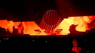 Roger Waters-Young Lust (Live At The O2 London 17/05/2011)