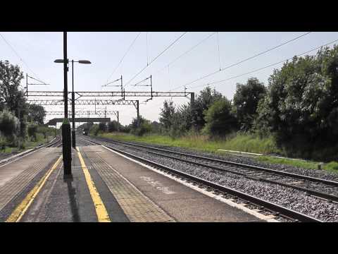 (HD) Legendary Freightliner driver! Freightliner 66419 at Acton Bridge with a MEGA 5 tone! 23/7/14.