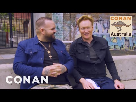 コナン、ナショナル・センター・オブ・インディジニウス・エクセレンスを訪問 - CONAN on TBS (Conan Visits The National Centre Of Indigenous Excellence - CONAN on TBS)