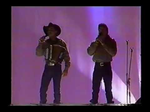 LOS DESPERADOZ   LA VOY  A OLVIDAR