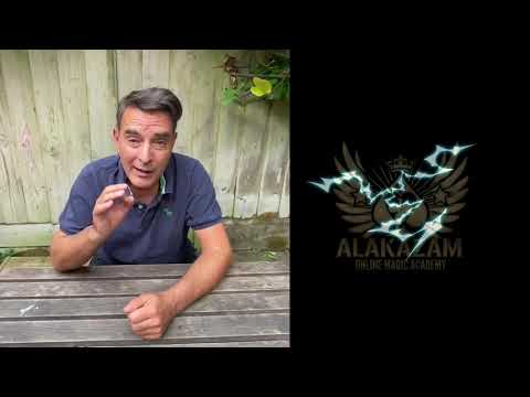 LEARN MAGIC WITH ETIENNE PRADIER