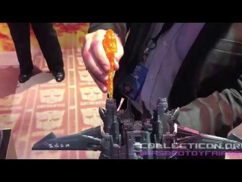 Megatron Leader Class toy Transformers 5: The Last Knight Hasbro Toyfair 2017