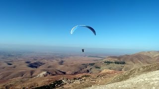 preview picture of video 'PARAPENTE  2013 NOVEMBRE à AGUERGOUR MAROC HD1024'