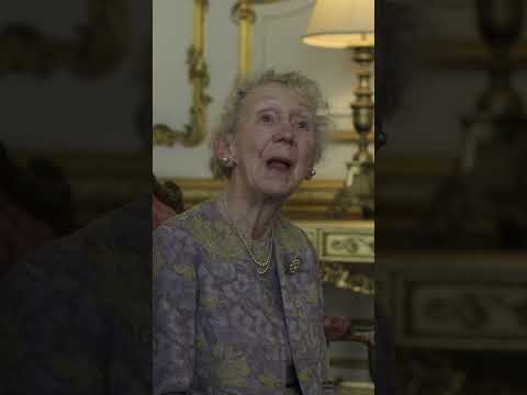 Edward VIII's possessions need to be returned to the Crown- The Crown S05 (#shorts)