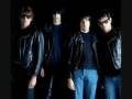 The Ramones-Suzy Is A Headbanger Live 1985