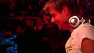 Armin van Buuren @ Tomorrowland 2013 (The Evil Id & Humming the Lights)