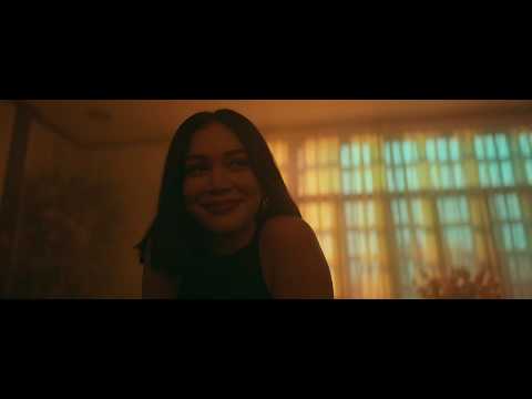 Jess Connelly - hooked / good lover (Official Video)