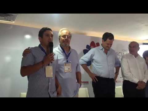 En Valledupar, hijo de ‘Jorge 40’ y hermano de ‘Simón Trinidad’ se funden en un abrazo