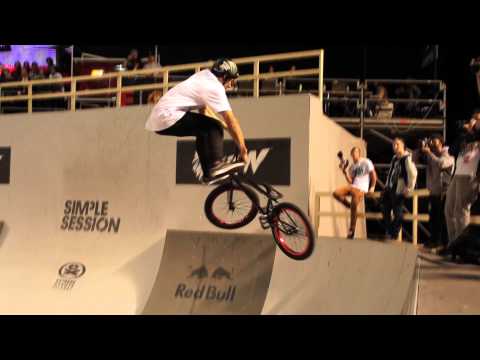 Kevin Peraza at Simple Session 13 - double decade air