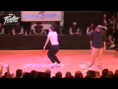 Snipes Funkin' Stylez 2014 Popping Semifinals Robozee vs Kid Boogie low