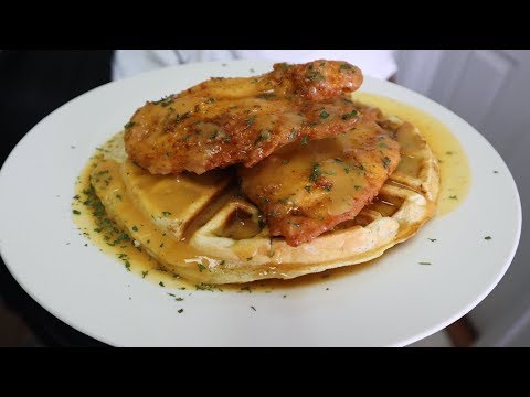 How To Make Chicken And Waffles Topped With Gravy