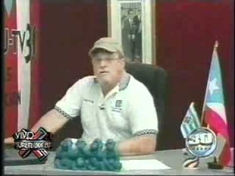 SuperXclusivo - Animador dice palabrota al aire 10/29/09