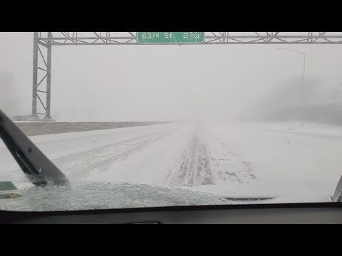 Watch: I-235 road conditions in Des Moines during snowstorm