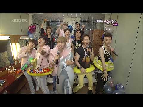 [HD] 100723 KBS2 Music Bank SHINee & Super Junior - Waiting Room