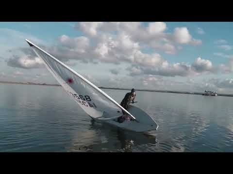 How to tack part 4. The middle part of the roll tack.