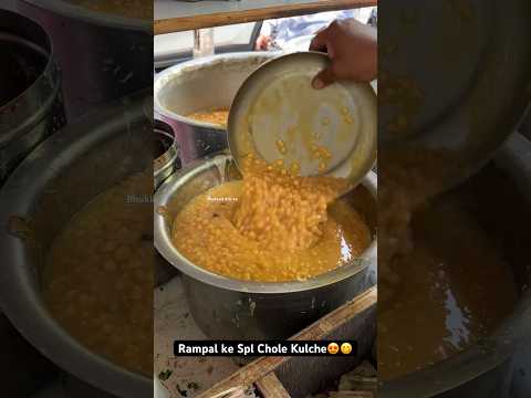Rampal ke Spl Chole Kulche😍😋|| Indian Street Food