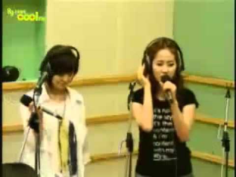 WonderGirls ~ 2Ye singing at d radio