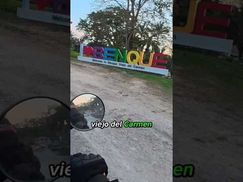 En la puerta de salida de Belice: Melchor de Mencos 🏍️🇧🇿
