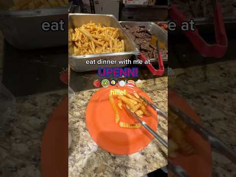 the BEST DINING HALL at UPENN! 😋🌯 #upenn #ivyleague #college #dininghall #foodreview #eatwithme