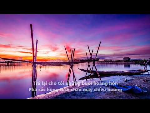 Thể hiện bởi Tú Uyên