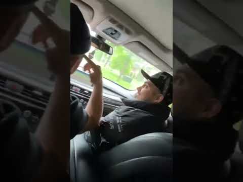 کچی بیتز و پوتک در کنار هم در حال گوش دادن به رپ بتل😂❤️