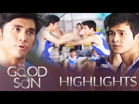 Enzo, pinauwi ng kanilang coach sa gitna ng  practice | The Good Son
