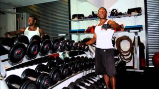 preview picture of video 'Personal Trainer Rhe Ealy @ Exclusive Fitness Studio in Miami FL'