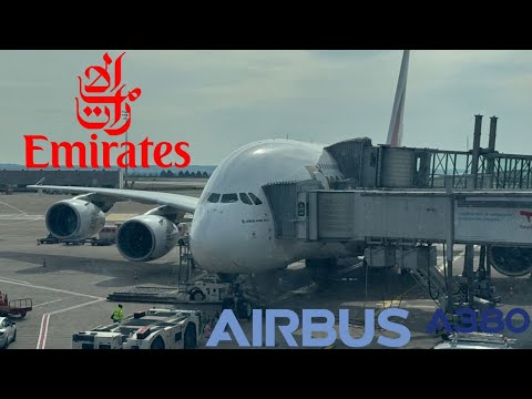 EMIRATES Airbus A380 🇫🇷 Paris CDG to Dubai DXB 🇦🇪 [SHORT FLIGHT REPORT]