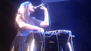 Julianna Barwick - Forever (Live @ Purcell Room, Southbank Centre, London, 18/06/13)