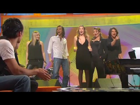 La troupe Roger Louret nous propose un medley dédié aux années 70