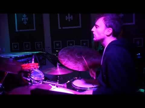 MOLTEN PENGUIN LIVE 2018