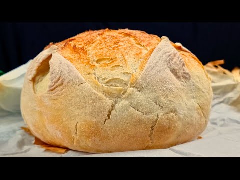 Steam-Trapped Dutch Oven Trick That Gives Homemade Bread a Bakery-Quality Crust