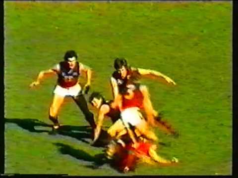 VFL Football Flashbacks: 1981 Essendon vs Fitzroy Elimination final VFL Park