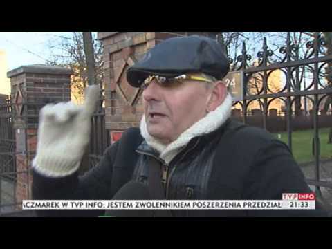 Poznaniacy postawili alternatywną choinkę (Puls Polski TVP Info, 02.01.2014)